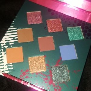 Living in color palette